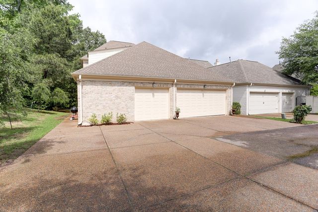 1948 CLARINGTON DR, Germantown, TN 38138