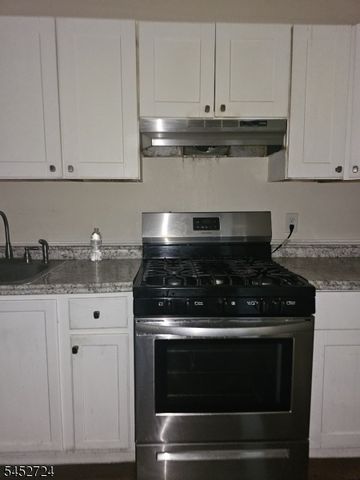 302 Pennington Ave, Trenton City, NJ 08618