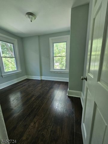 302 Pennington Ave, Trenton City, NJ 08618