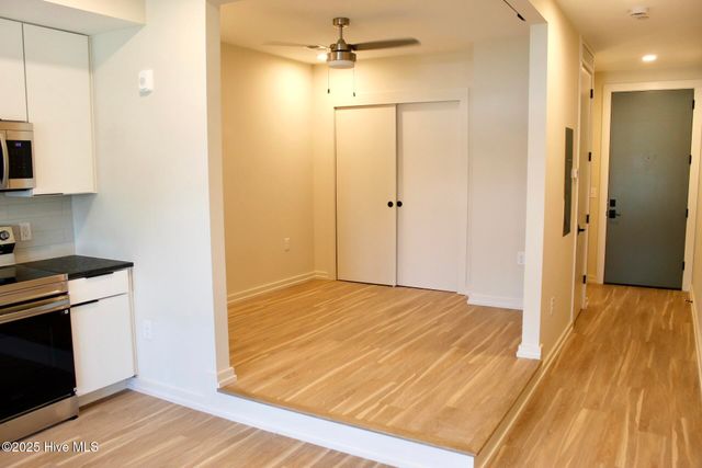 1124 Castle Street 303, Wilmington, NC 28401