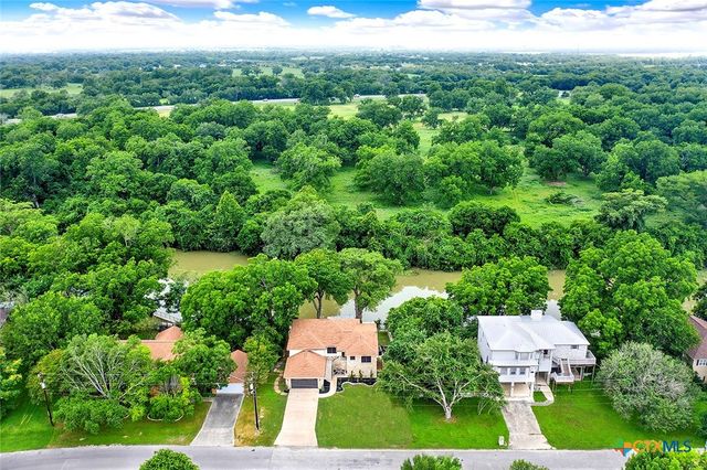 48 River Oak Drive, Seguin, TX 78155