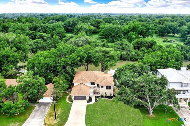 48 River Oak Drive, Seguin, TX 78155