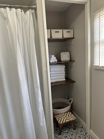 36 Old Point Rd WINTER, Newbury, MA 01951