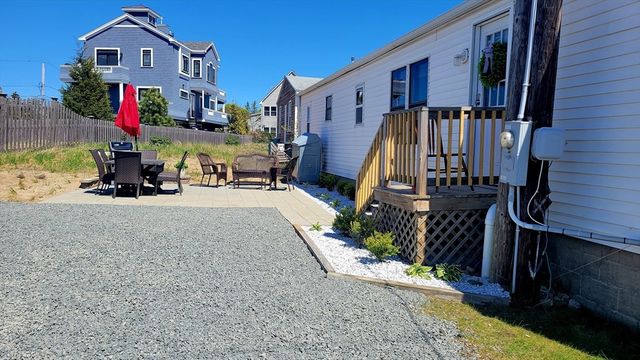 36 Old Point Rd WINTER, Newbury, MA 01951