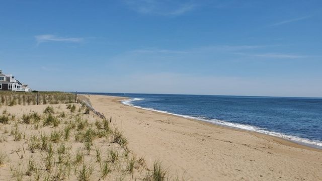 36 Old Point Rd WINTER, Newbury, MA 01951