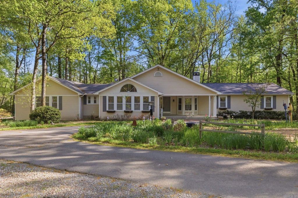 16020 Burlingame Road, Little Rock, AR 72223