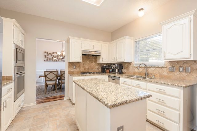 620 Sierra Vista, Allen, TX 75002