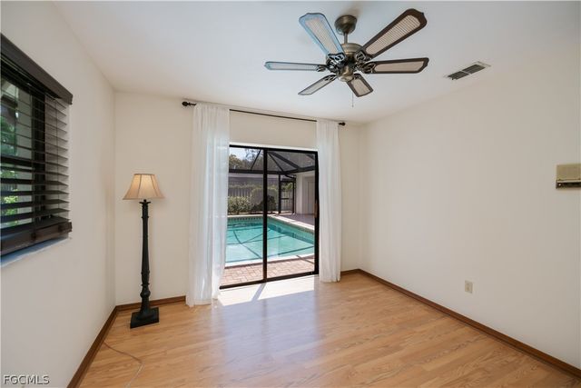 5702 Sandpiper PL, Fort Myers, FL 33919