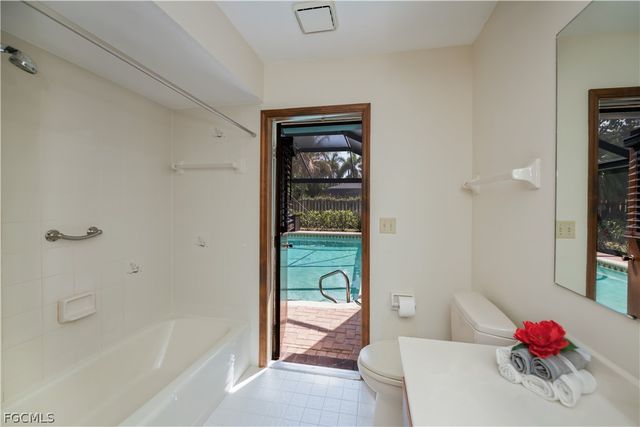 5702 Sandpiper PL, Fort Myers, FL 33919