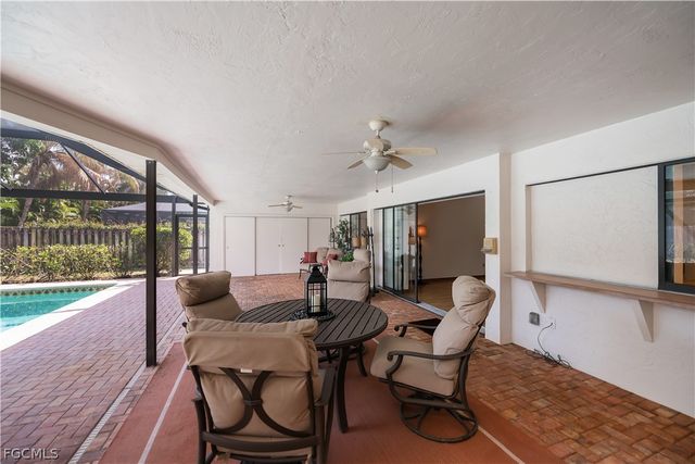 5702 Sandpiper PL, Fort Myers, FL 33919