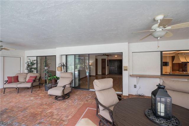 5702 Sandpiper PL, Fort Myers, FL 33919