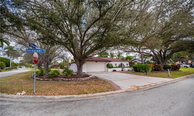 5702 Sandpiper PL, Fort Myers, FL 33919