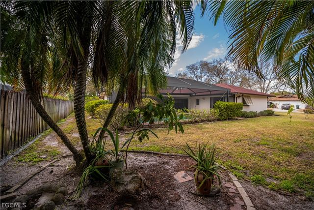 5702 Sandpiper PL, Fort Myers, FL 33919