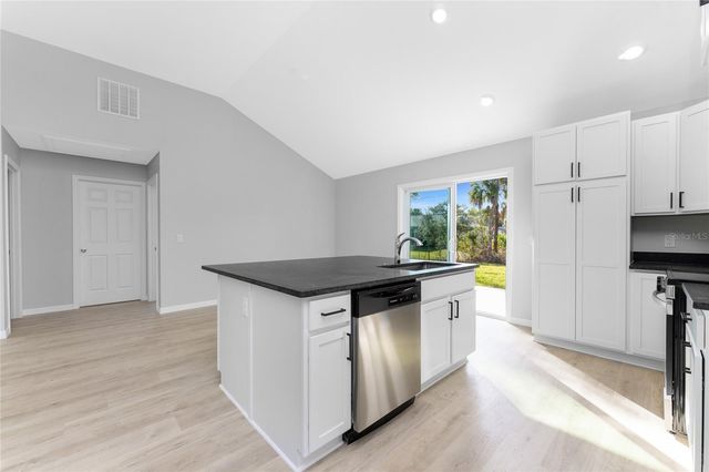 5081 S CHAMBERLAIN BOULEVARD, North Port, FL 34286