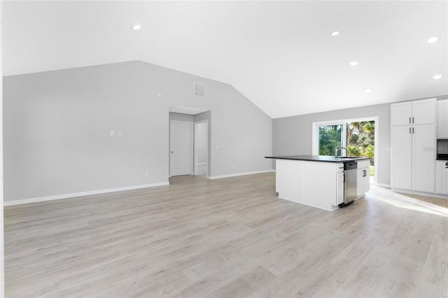 5081 S CHAMBERLAIN BOULEVARD, North Port, FL 34286