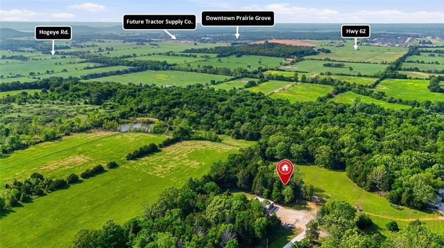 12417 Grants Pass Road, Prairie Grove, AR 72753