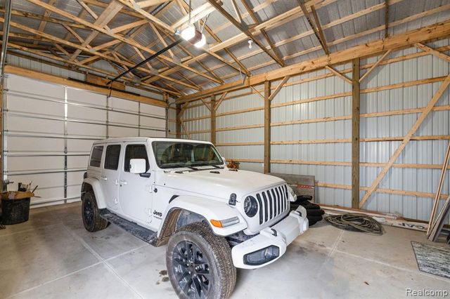 3529 Lakeview Drive, Ortonville, MI 48462