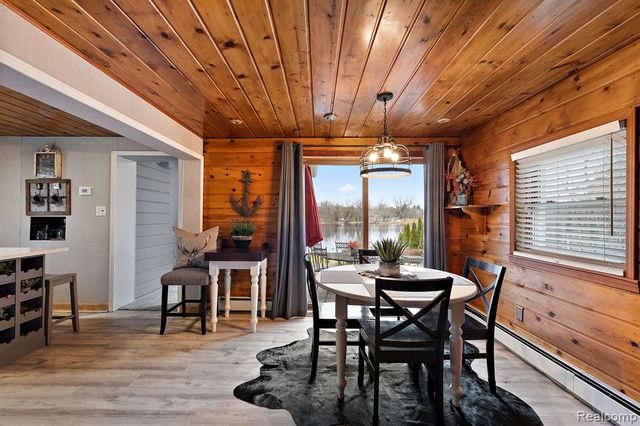 3529 Lakeview Drive, Ortonville, MI 48462