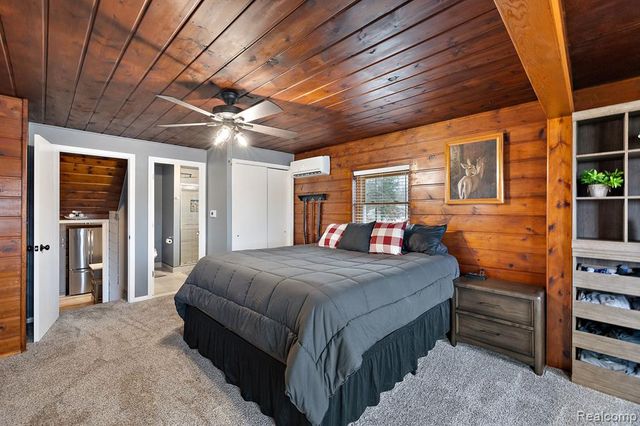 3529 Lakeview Drive, Ortonville, MI 48462