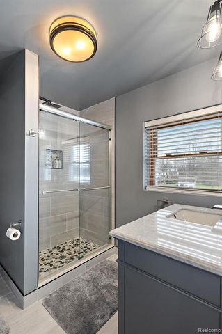 3529 Lakeview Drive, Ortonville, MI 48462