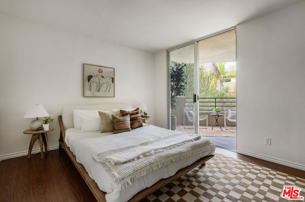 Image 19 of property listing at 6140 Monterey Road 312, Los Angeles, CA 90042