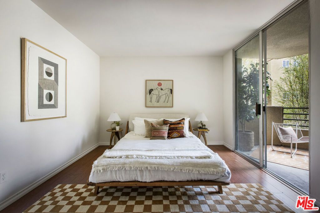 Image 20 of property listing at 6140 Monterey Road 312, Los Angeles, CA 90042