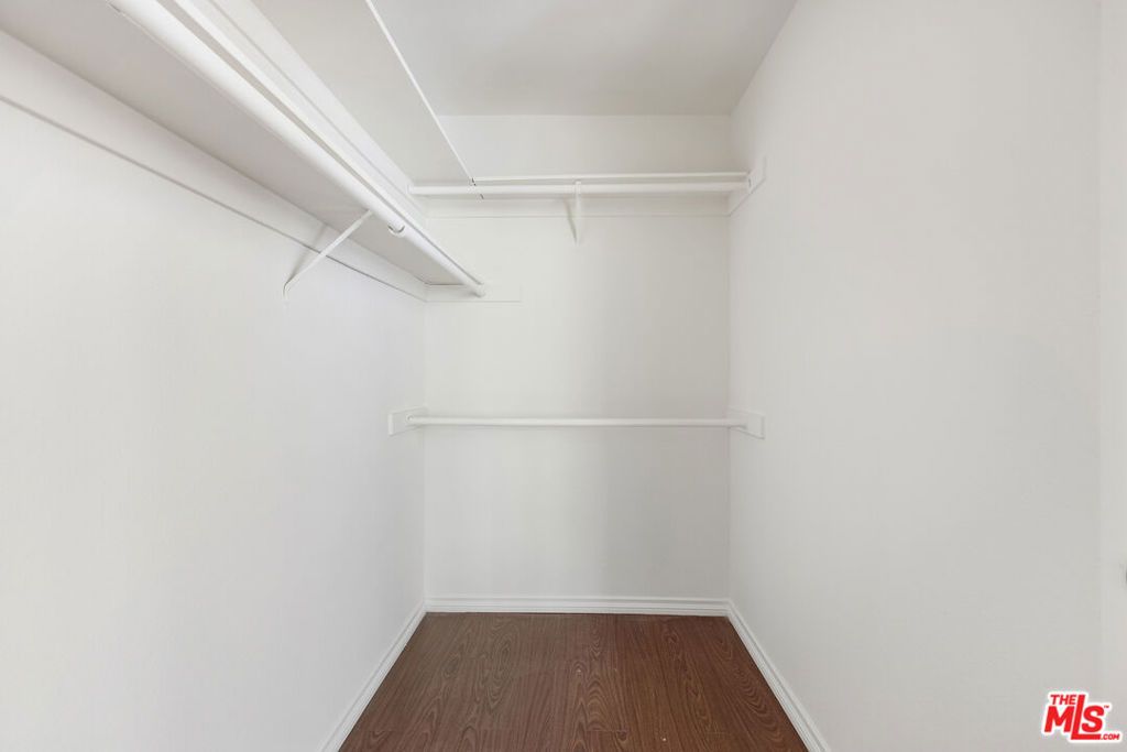 Image 22 of property listing at 6140 Monterey Road 312, Los Angeles, CA 90042