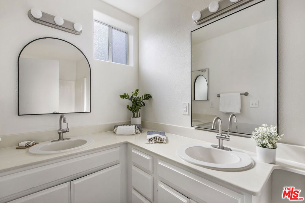 Image 29 of property listing at 6140 Monterey Road 312, Los Angeles, CA 90042