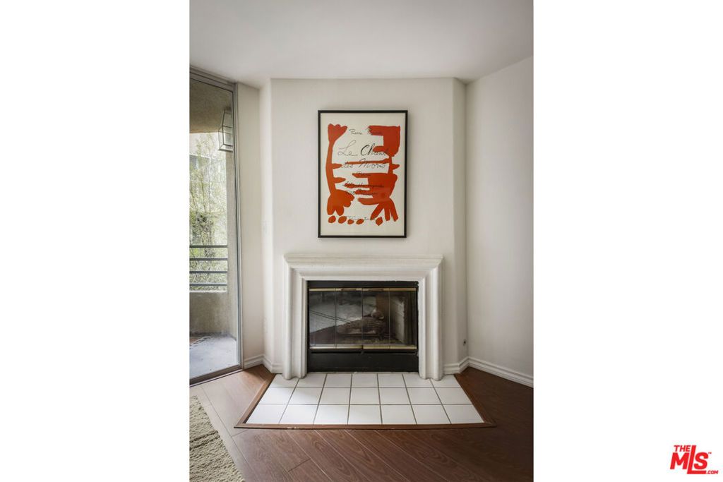 Image 9 of property listing at 6140 Monterey Road 312, Los Angeles, CA 90042