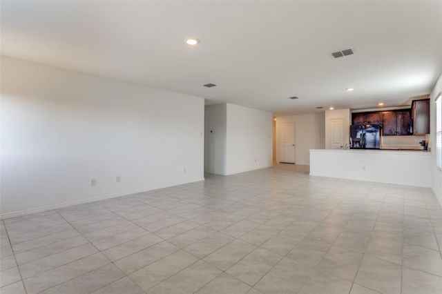 111 Lemongrass Drive, Princeton, TX 75407