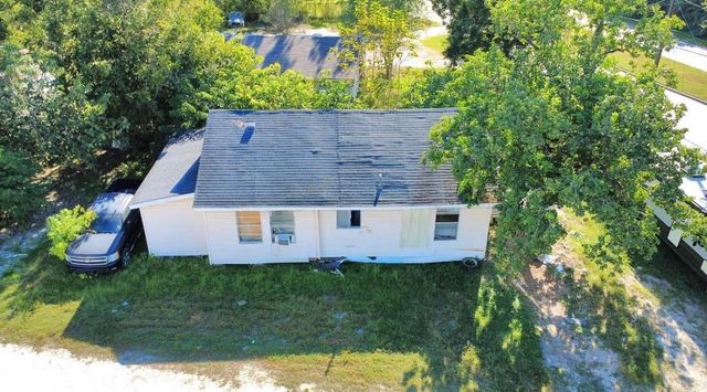 425 Genoa Red Bluff Road, Houston, TX 77034