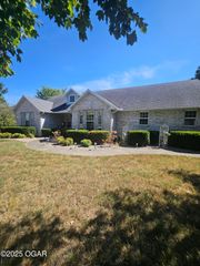 4353 Lawrence 2220, Pierce City, MO 65723