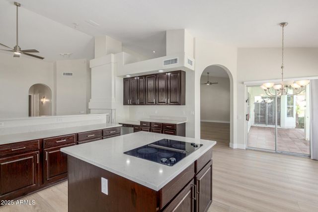 16622 N 60TH Place, Scottsdale, AZ 85254