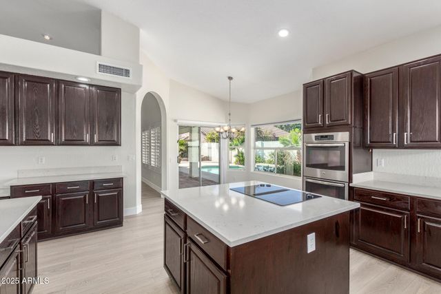 16622 N 60TH Place, Scottsdale, AZ 85254