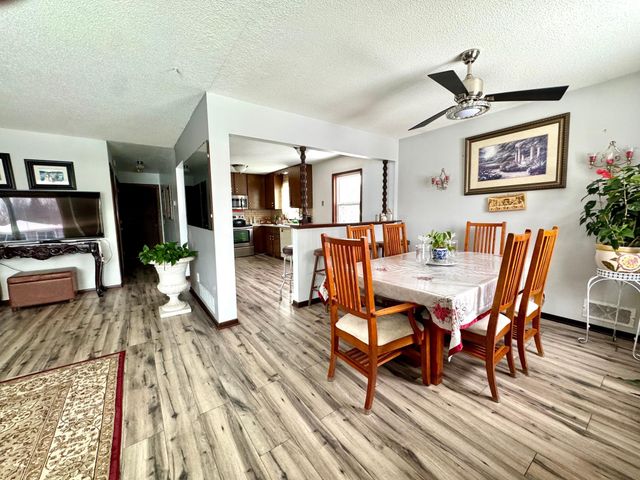 2466 Skillman Avenue E, North Saint Paul, MN 55109