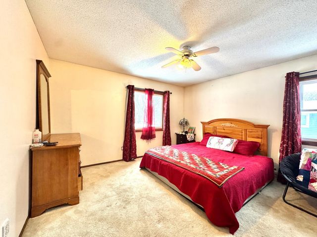 2466 Skillman Avenue E, North Saint Paul, MN 55109