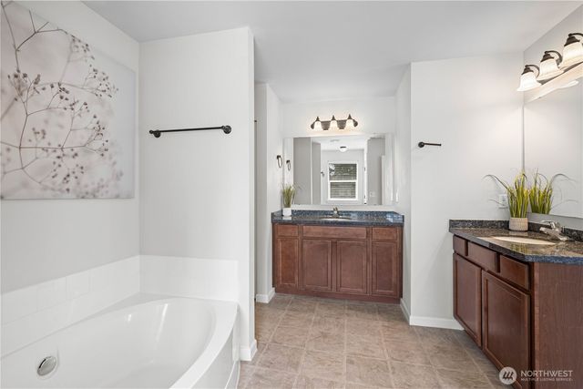 15287 Kayla Street SE, Yelm, WA 98597