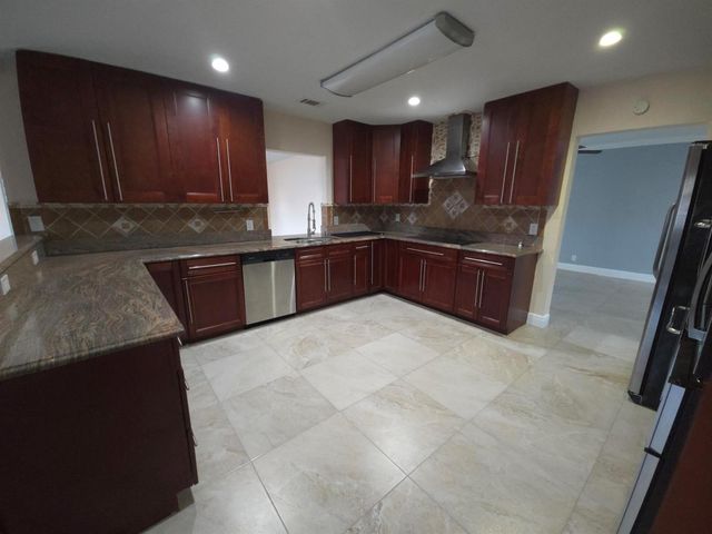 4554 Franwood Drive, Delray Beach, FL 33445