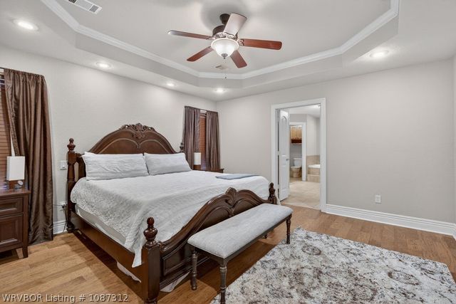 715 Ledanna Drive, Van Buren, AR 72956