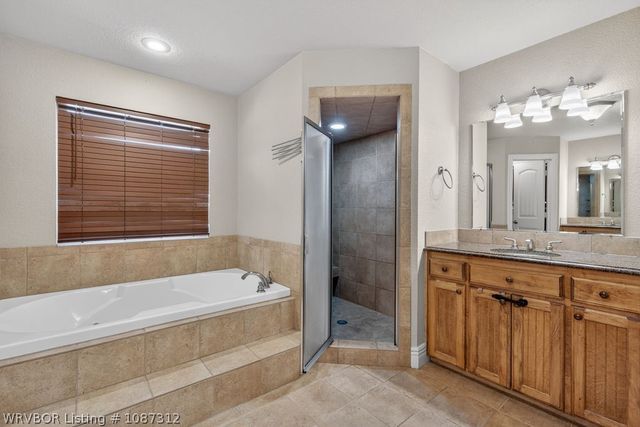 715 Ledanna Drive, Van Buren, AR 72956