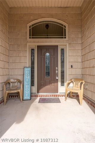 715 Ledanna Drive, Van Buren, AR 72956