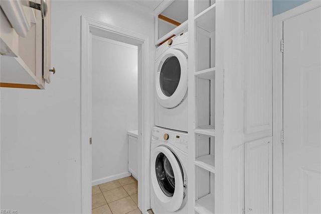 7107 Lord Carrington DR, Gloucester, VA 23061