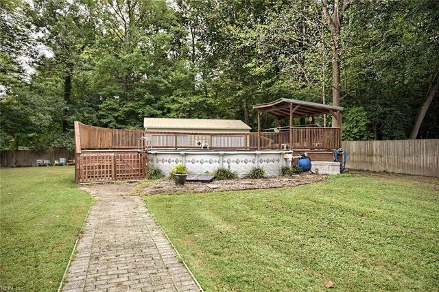 7107 Lord Carrington DR, Gloucester, VA 23061