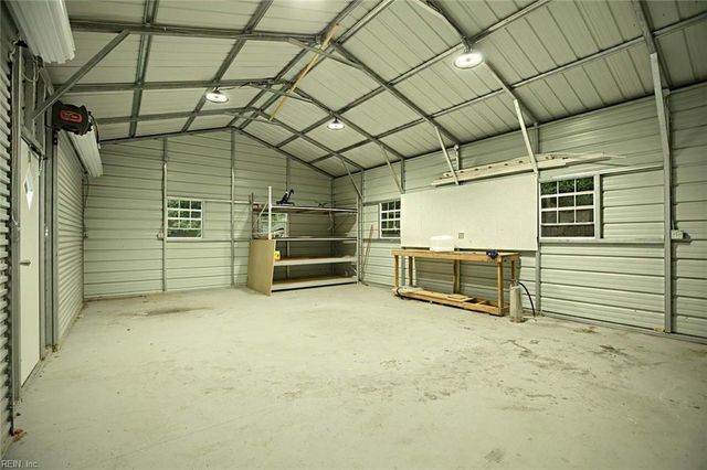 7107 Lord Carrington DR, Gloucester, VA 23061