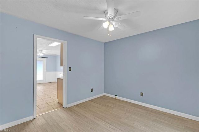 7107 Lord Carrington DR, Gloucester, VA 23061