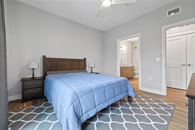 400 SW 7th Street 209, Des Moines, IA 50309