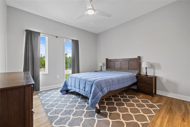 400 SW 7th Street 209, Des Moines, IA 50309