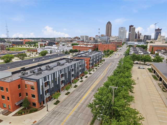 400 SW 7th Street 209, Des Moines, IA 50309