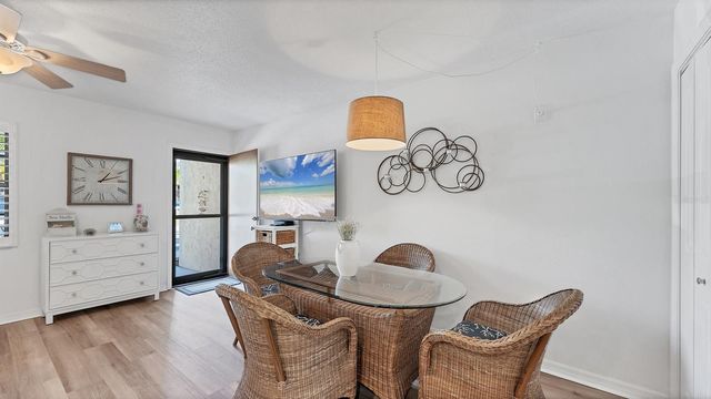 11 QUAILS RUN BOULEVARD 2, Englewood, FL 34223