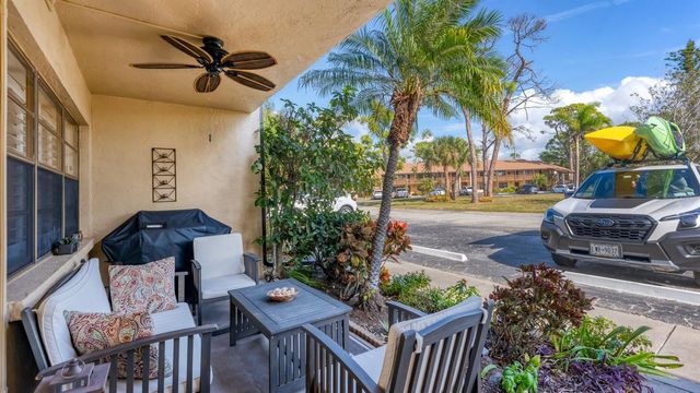 11 QUAILS RUN BOULEVARD 2, Englewood, FL 34223